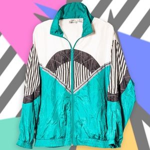 VINTAGE STRIPE AND TEAL WINDBREAKER